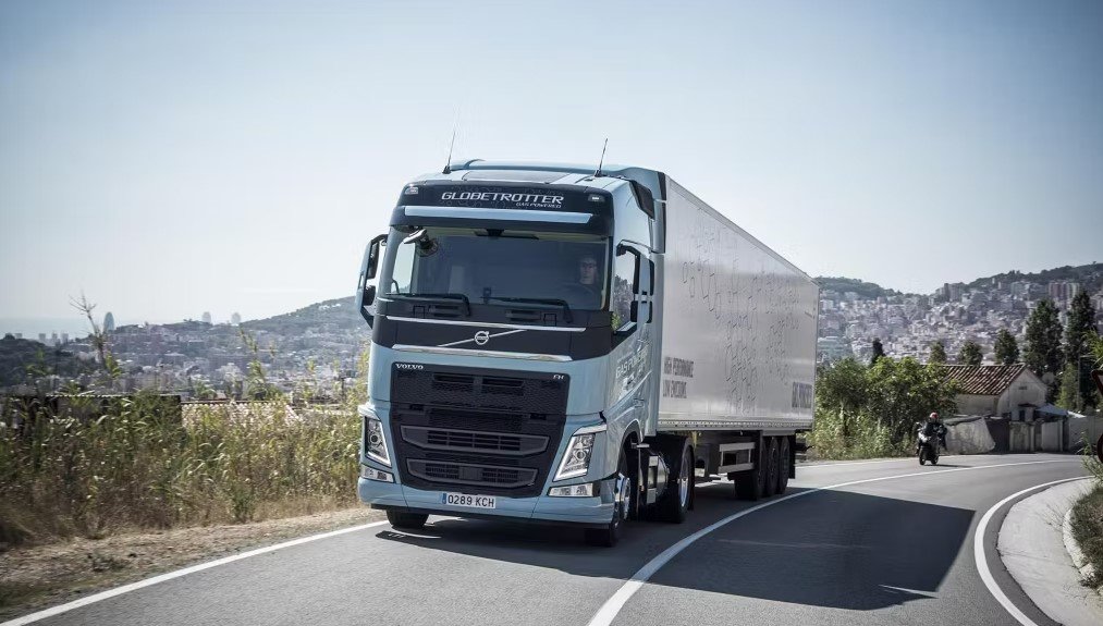 Alex & Partners truck